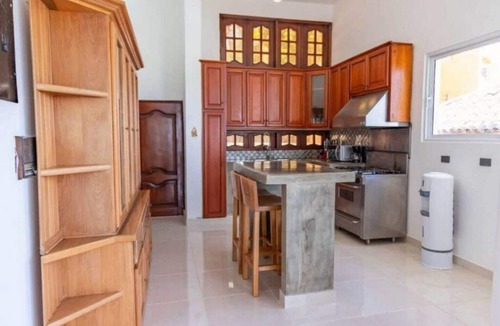 Sosua Abajo Villa | Large 10BD party villa, BBQ, ping pong, infinity pool with sea views!