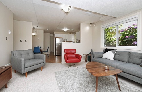 Cordova Bay House | Large 2 bdrm, private, all new modern furniture with access to gorgeous gardens