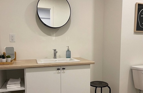 Cite-Universitaire Apartment | Large 2-bedroom apartment