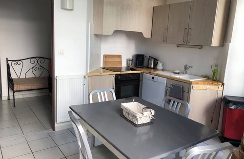 Romans-sur-Isere Apartment | Large 3-bedroom apartment - Downtown station