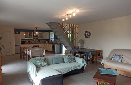 Savignac-de-Miremont House | Large 3★ gîte, nature&comfort in the heart of Périgord Noir near exceptional sites