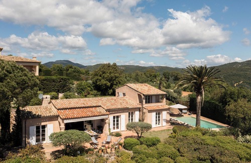 La Nartelle Villa | Large 4 bedroomed villa, heated pool from May, great sea views, near St Tropez.