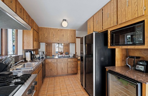 Durango House | Large 5 Bedroom 4 bath + hot tub 15 minutes to Purgatory or Durango 4 King beds
