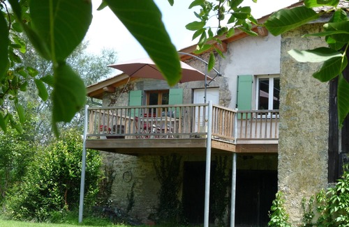 Barie Cottage | Large 70 m2 studio with mezzanine. 38 m2 terrace with views over the countryside.