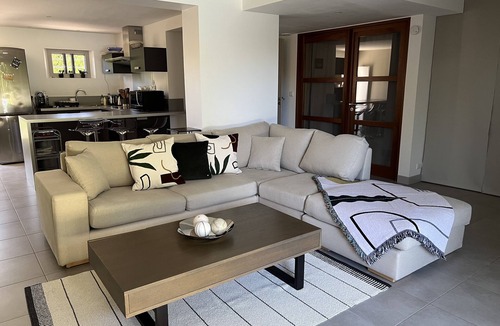 Lagnes House | LARGE AIR-CONDITIONED SINGLE-STOREY LOFT, GARDEN, PRIVATE SWIMMING POOL, QUIET LOCATION IN LUBERON
