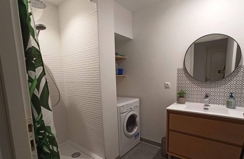 Valence Apartment | Large and beautiful apartment for 8 people