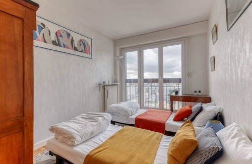 Saint-Fargeau Apartment | Large and Bright 2 Bdrs Flat with View - Paris 20