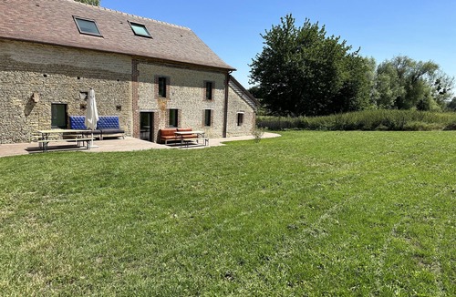 Neauphe-sur-Dive House | Large and comfortable gite - La Ferme de Montigny