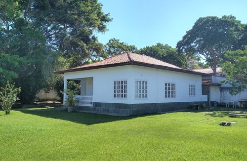 Jacone House | Large and comfortable house 600m from the beach in Saquarema