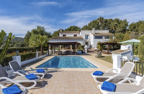 Tarraula Villa | Large and comfortable villa in Javea, on the Costa Blanca, Spain with private pool for 18 persons