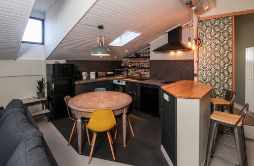 Saint - Aubin - Dupuy Apartment | Large and cozy apartment in the heart of the city center