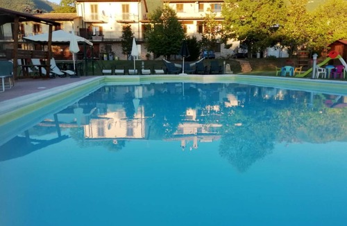Rivotorto Apartment | Large and spacious apartment in Assisi for 6 guests