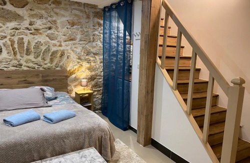 Quartier de Rochechouart Apartment | Large and unique souplex 60sqm, well located