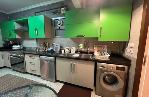 Az-Zaytun Apartment | Large Apartment