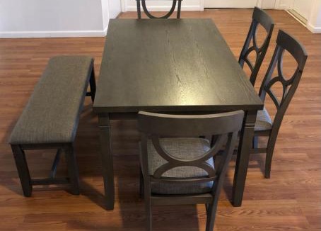 Elizabeth Apartment | Large apartment, sleeps up to 10 people comfortably, direct NYC Manhattan train only 5 minute walk away, MetLife Stadium FIFA World Cup 25 minutes away