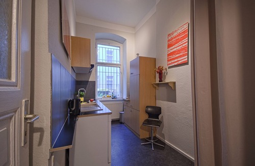 Prenzlauer Berg Apartment | Large Apartment w/two Bathrooms on Quiet Side Street in Prenzlauer Berg