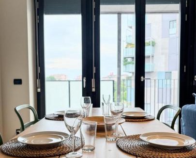Portello Apartment | Large Apartment with Terrace