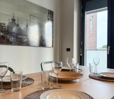 Portello Apartment | Large Apartment with Terrace