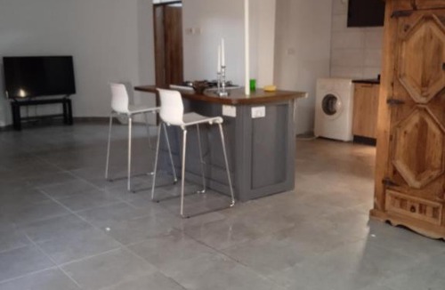 Kolossi House | Large basement home