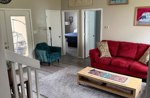 Bloomington House | Large Bloomington Home