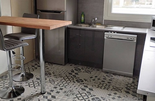 Bellevue Apartment | Large Brest apartment for up to 11 people