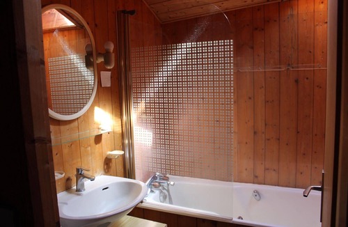Saint-Nicolas-de-Veroce Ski Chalet | LARGE CHALET ST NICOLAS DE VEROCE CLOSE TO SLOPES