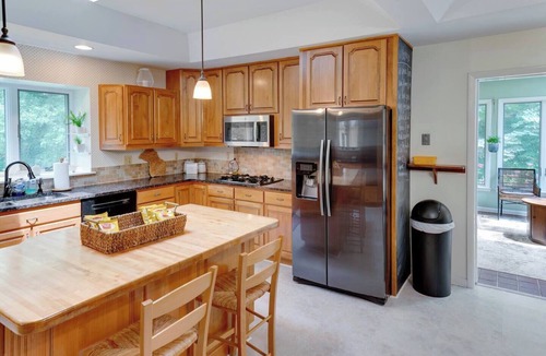 Whittaker House | Large Charming Home w/ Pool & Deck ~5 miles to UMICH!