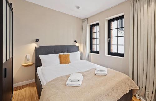 Mitte Apartment | Large, comfortable and luxurious flat in Berlin Center, Prenzlauer Berg