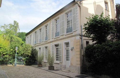 Notre-Dame Apartment | Large comfortable apartment, near the Palace of Versailles