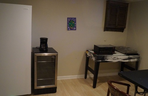 Fair Lawn House | Large Comfortable Private Cozy 1BR steps from NYC!