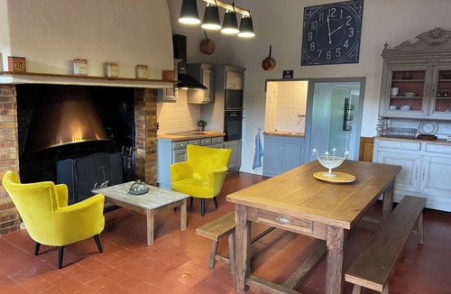 Thoire-sous-Contensor House | Large country house sleeps 11 Playroom Alpes Mancelles