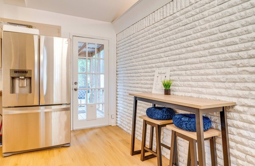 Hancock House | Large Deck, Rec Room! 2-Unit ATX Retreat By Campus