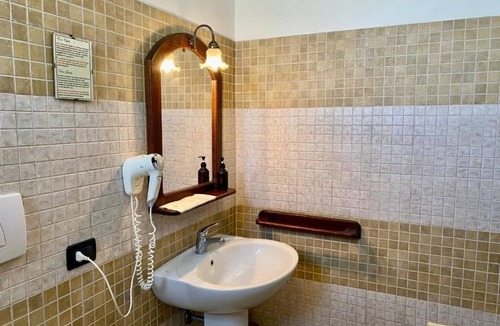 Sternatia Apartment | Large Double Room - Sulitania