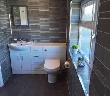 Southbourne Bed & Breakfast | Large double room with spacious ensuite