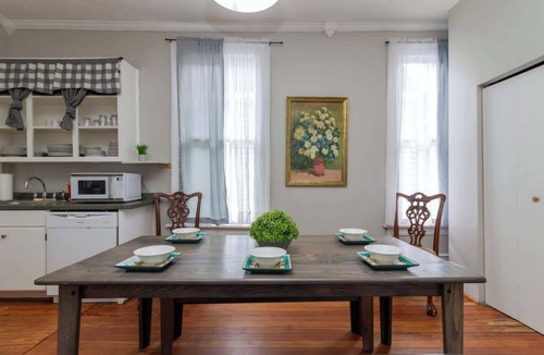 Columbus House | Large Downtown Home - The Sunny Southern Manse