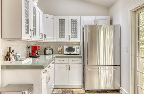 Springs House | Large East Hampton house with heated pool and home gym - fully fenced