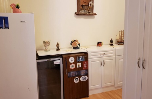 Village Green House | Large Family Beach Home in Heart of Cape May - Pet Friendly!