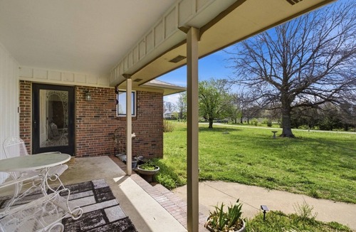 Jenkins House | Large family friendly country home