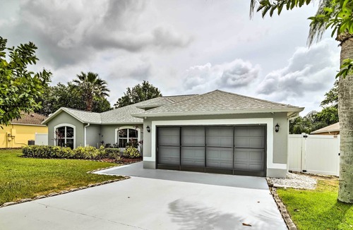 Sunridge Woods House | Large Family Home w/ Pool: 9 Miles to Disney Parks