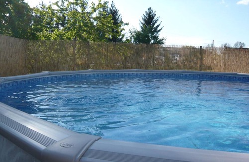 Saint-Pourcain-sur-Sioule Cottage | Large house in Saint-Pourçain with pool, sauna and WiFi