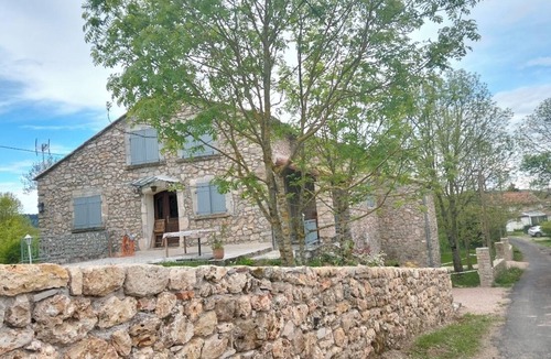 Sainte-Eulalie-de-Cernon House | Large family gite in Caussenarde house