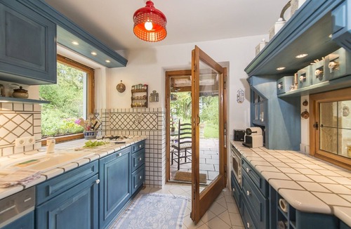 Weidenberg Apartment | Large, fully equipped vacation home (65sqm) with covered terrace and wood-burning stove