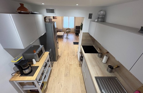 Saint-Martin Apartment | Large, fully renovated F5 for rent south of Montpellier