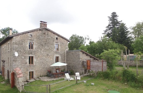Saint-Germain-lʼHerm House | Large gite for 12 people in an oasis of peace