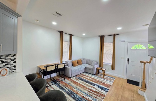 Bound Brook House | Large Group-Friends Family Business-5bedroom 3bath Bound Brook NJ/NYC