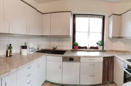 Neuenhagen bei Berlin House | Large house with 5 bedrooms, large garden, S-Bahn connection to Berlin