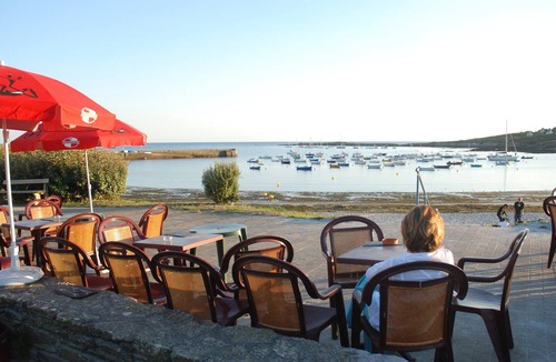 Groix House | Large house Morbihan Groix Island oceanfront beach rental Locmaria 10 places
