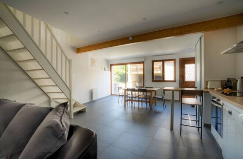 Saint-Sandoux House | Large house with terrace