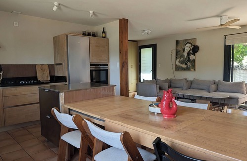 Graveson House | Large house with private pool in Graveson