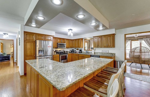 Grove Cottage | Large Lakefront Home Pool, Hot Tub & Boat Dock